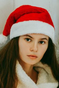 Sabueso navideño y armonía humana - Imagen 2